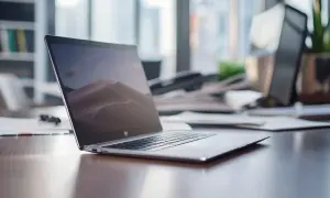 HP EliteBook 8460p: Czy kultowy model nadal wart uwagi? Analiza