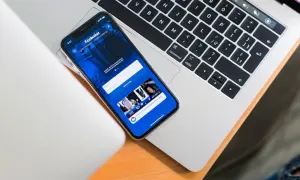Jak sprawdzić kto logował się na Facebooku? - Krok po kroku instrukcja sprawdzania