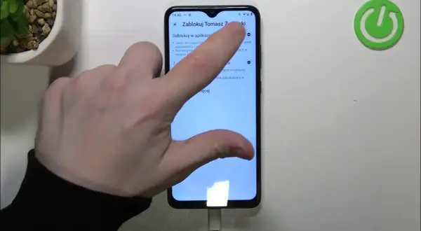 Jak szybko odblokować osobę na Messengerze? Prosty sposób bez stresu